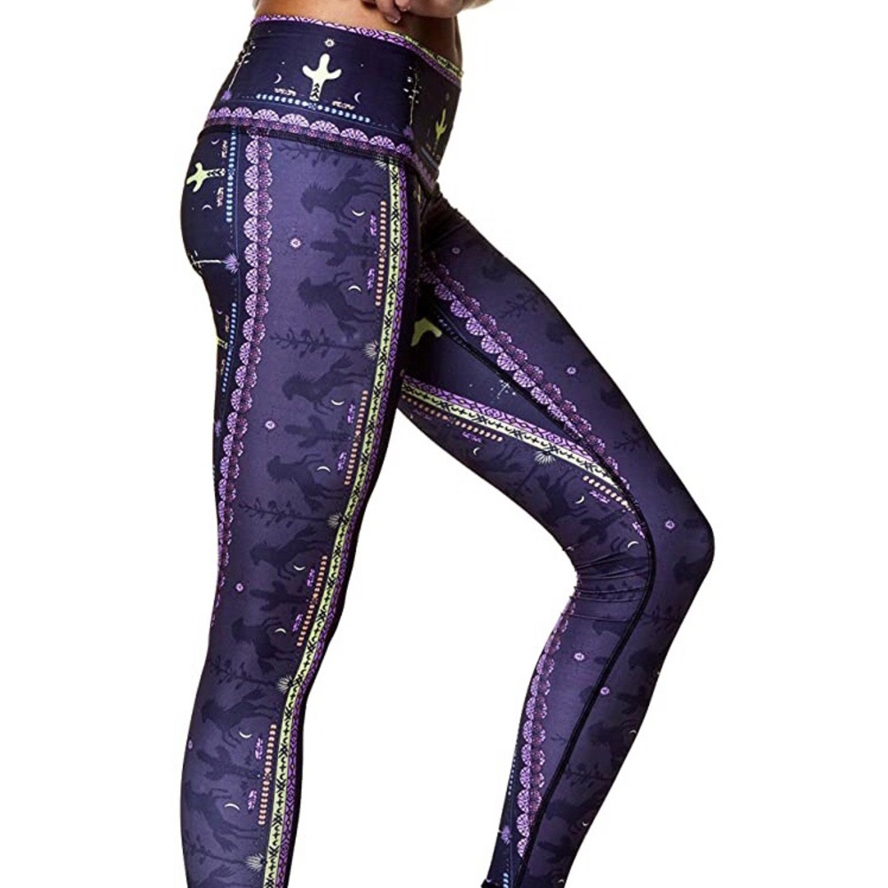 Teeki Wild & Free Hot Pants Size Medium.